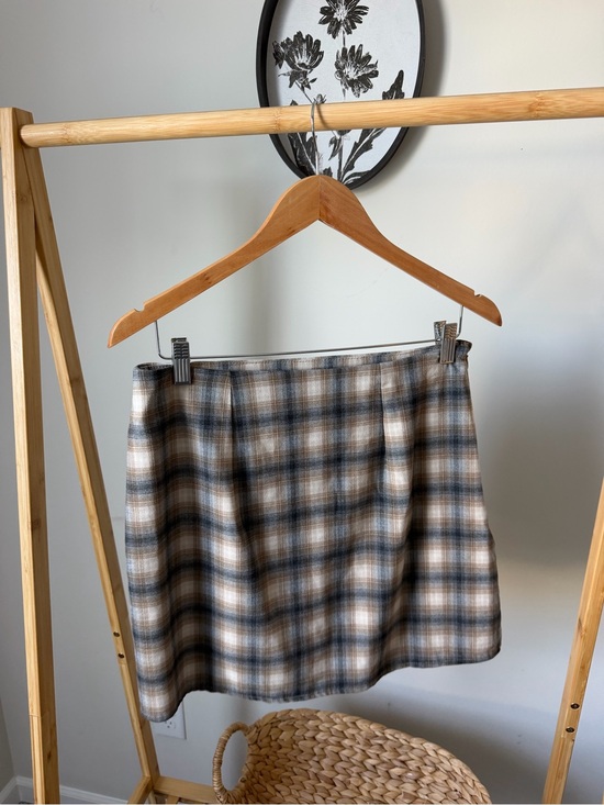 Old Navy Dresses & Skirts - Old Navy Plaid Mini Skirt in Brown, Gray, and Cream